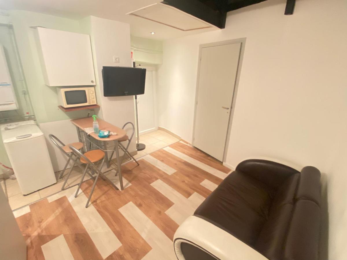 Angerville  Jolis Studio Meuble מראה חיצוני תמונה